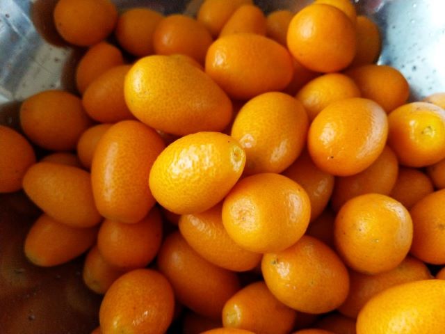 Kumquat and Star Anise Jam Recipe - Preparing Kumquats for Making Jam