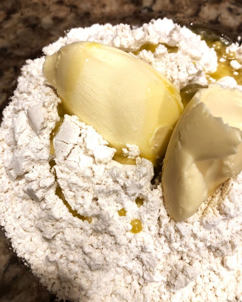 Making Vegan Empanada Pie Dough